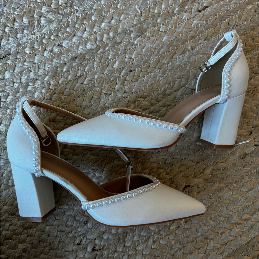 White bride pearl block heels. Super cute for reception outfit! Never worn!